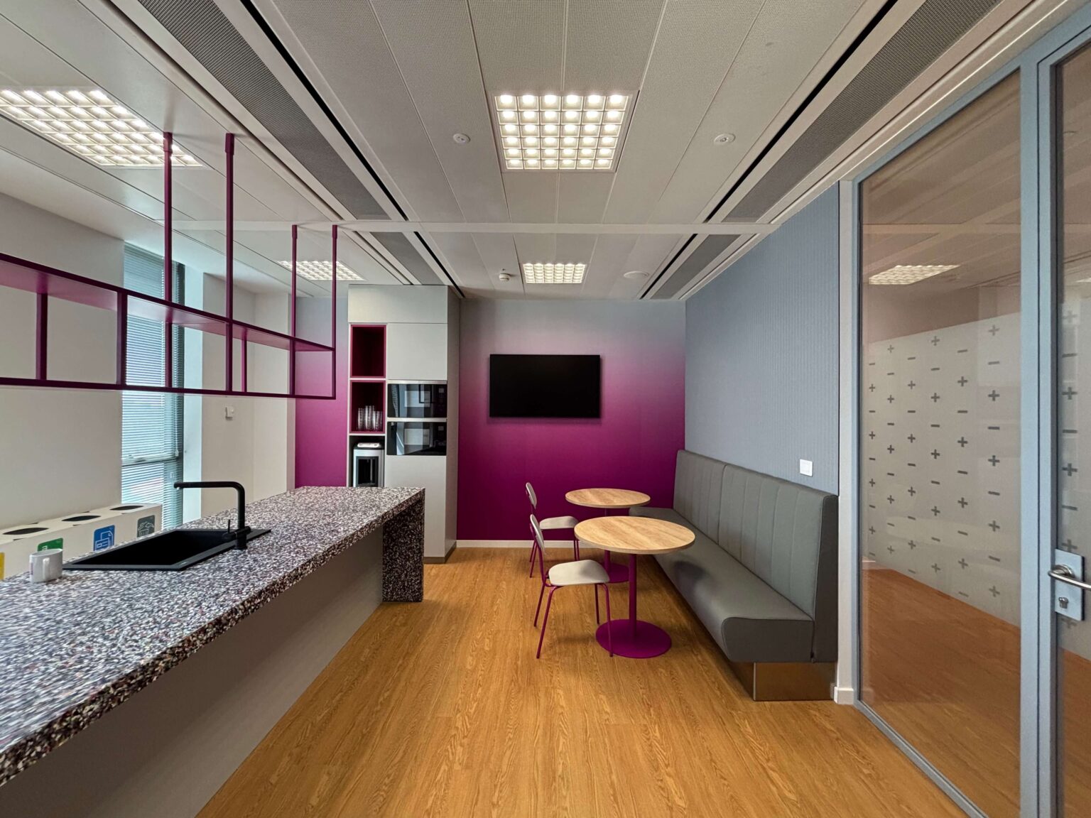 thyssengrkupp-nucera_milan-office-03